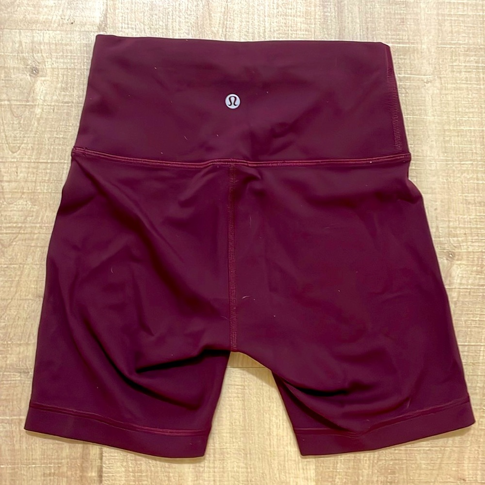 Women’s Lululemon Align 6” High Rise Shorts - Maroon / Mulled Wine, Size 4